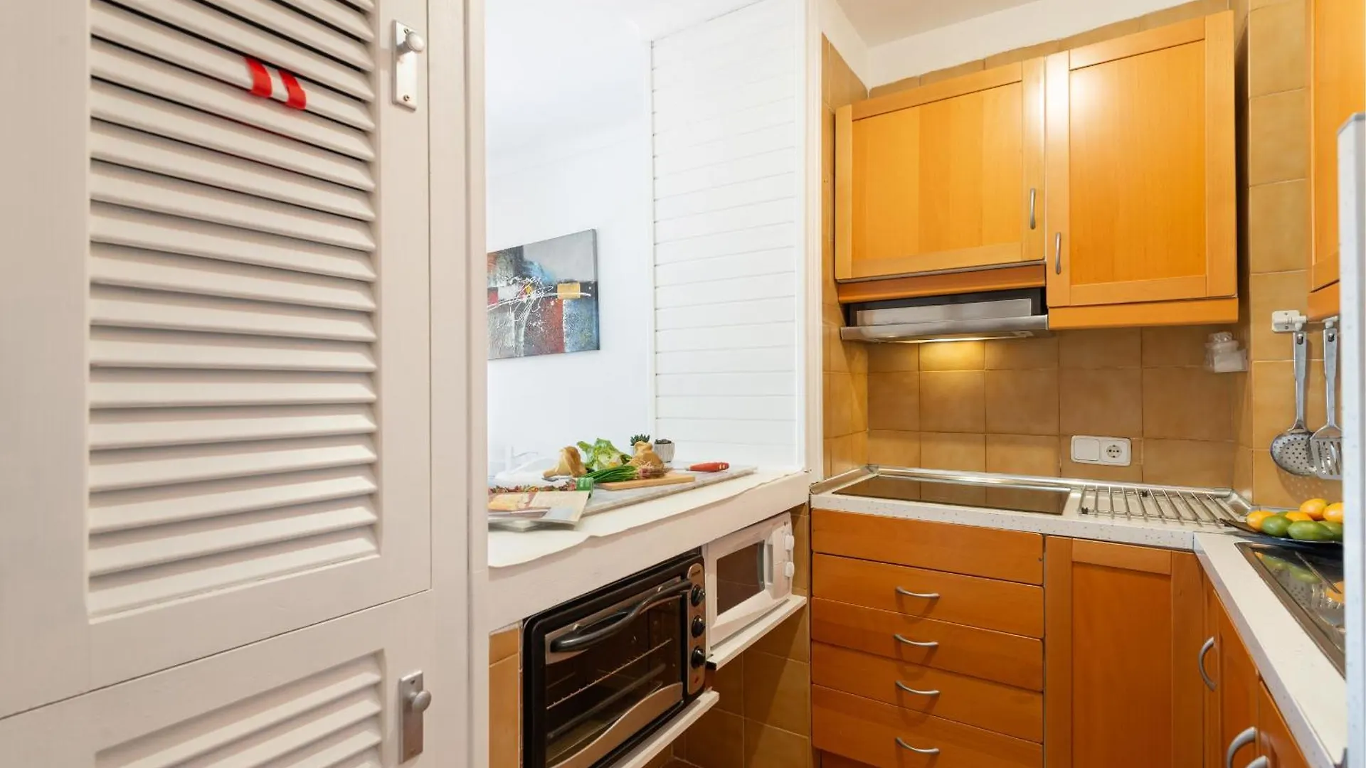 New Apartment Sol With Sea Views And Balcony By Bebreeze Alcúdia