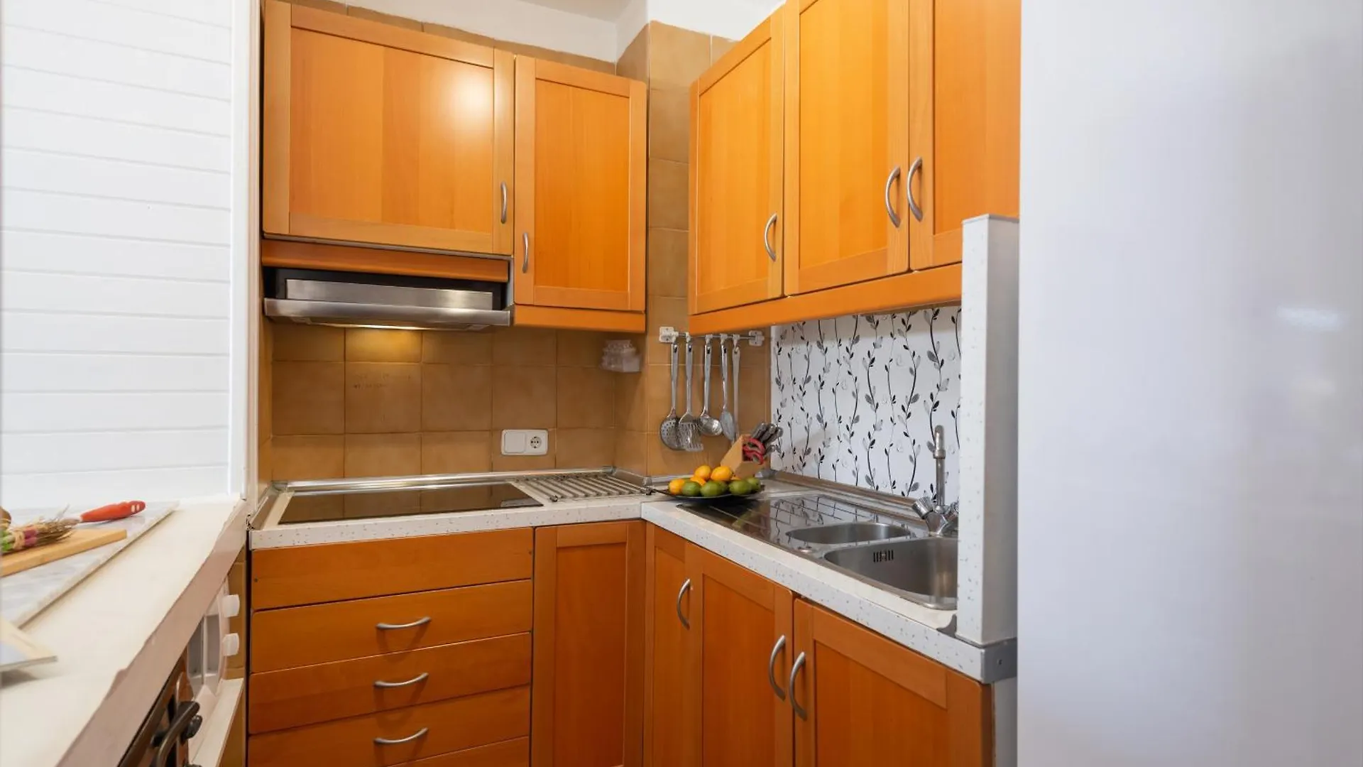 New Apartment Sol With Sea Views And Balcony By Bebreeze Alcúdia 0*,
